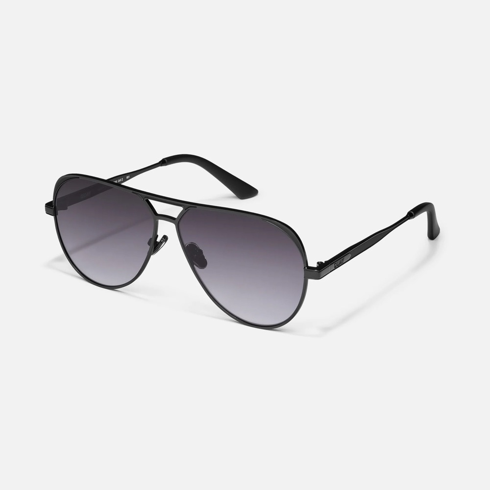 QUAY AUSTRALIA OPEN TAB Black Frame / Smoke Lens